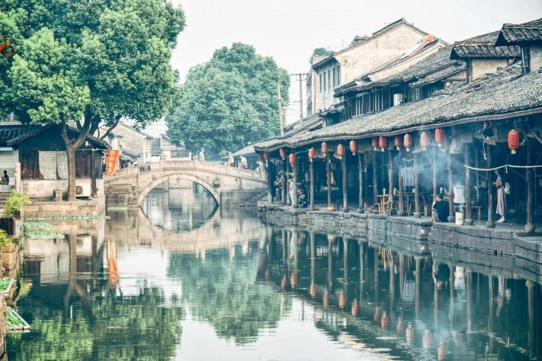暗黑精灵幽影重重